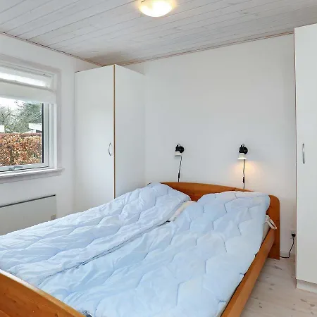 Σπίτι διακοπών Three-bedroom Holiday In 7 Thyholm